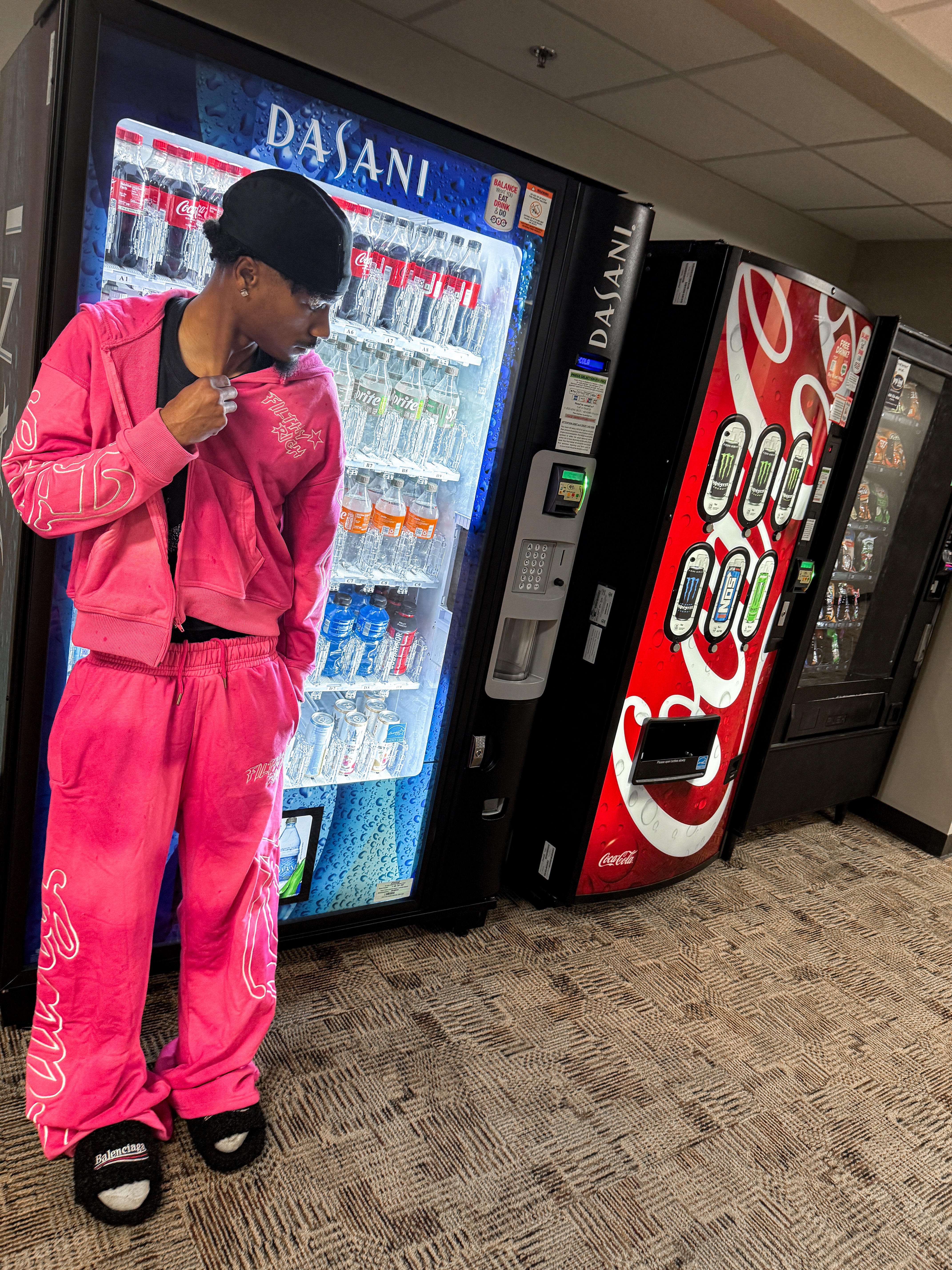 Strawberry Milk Tracksuit🥛🎀
